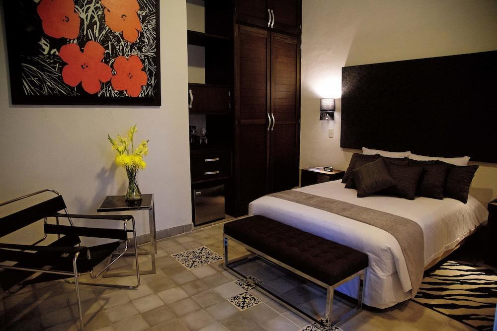 Ya'Ax Hotel Boutique Merida Exterior photo